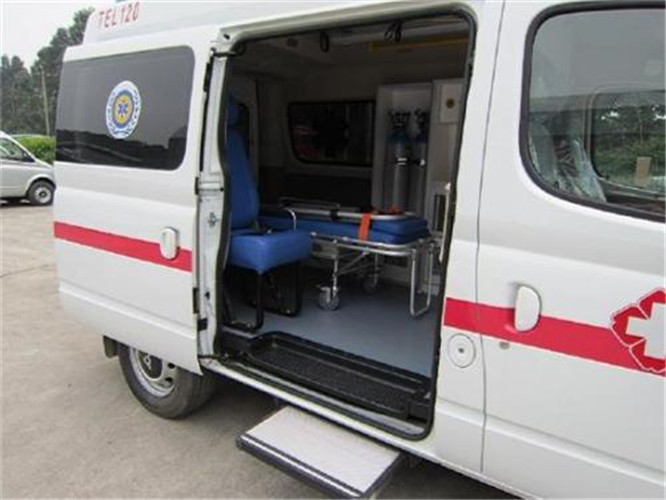 逊克救护车出租服务案例7