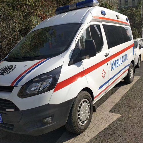 逊克品质救护车出租,为您的健康出行负责