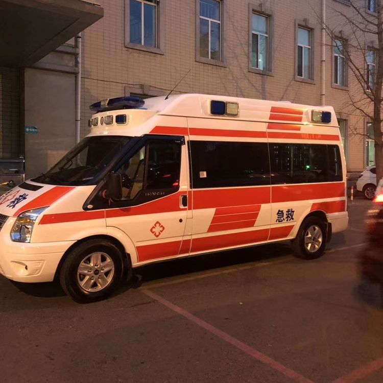 逊克夜间租赁救护车护送病人转院：安全转运的 8 大核心注意事项
